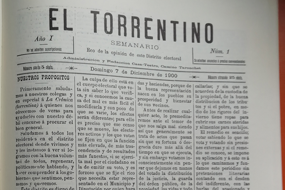 Apareix el primer número de 