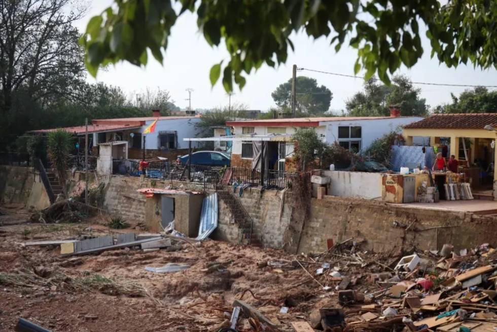 Torrent reclama a la Confederació Hidrogràfica del Xúquer una actuació urgent al barranc de Saurí