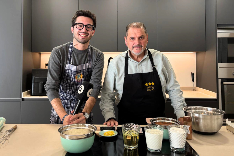 La coca de llanda, sabor i tradició a la cuina del torrentí Michel Anchel