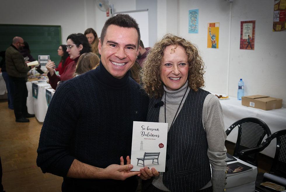 L'IES Serra Perenxisa celebra amb èxit la seua II Fira del Llibre