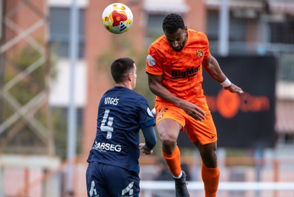 El Torrent CF veu com la salvació s’esvaeix front al Lleida en casa