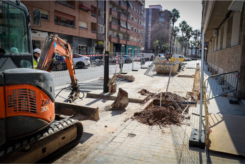 Torrent inicia les obres de enjardinament als carrers Germanies i Sant Valeriano