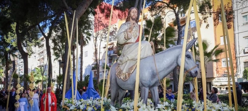 Les 18 germandats torrentines celebren el Diumenge de Rams