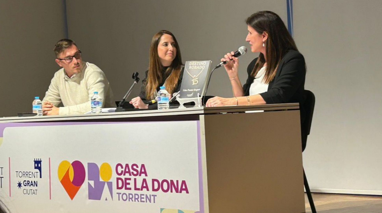 La Casa de la Dona acull la presentació del llibre “Destino Robado” de Lina Pastor Beguer
