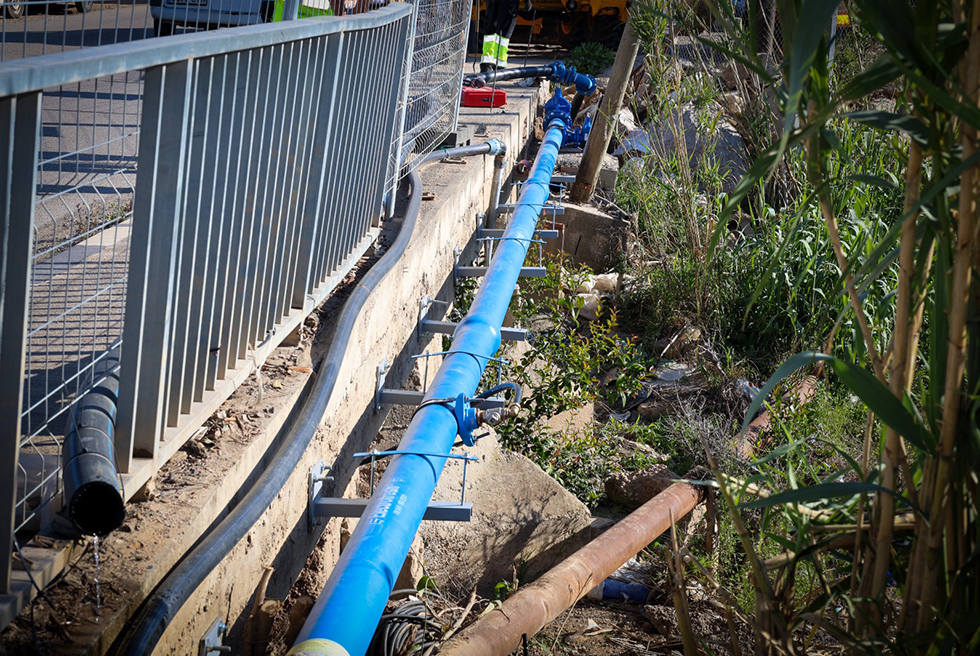 En marxa les obres de reposició de la canonada en el Camí de la Curra danyada per la DANA