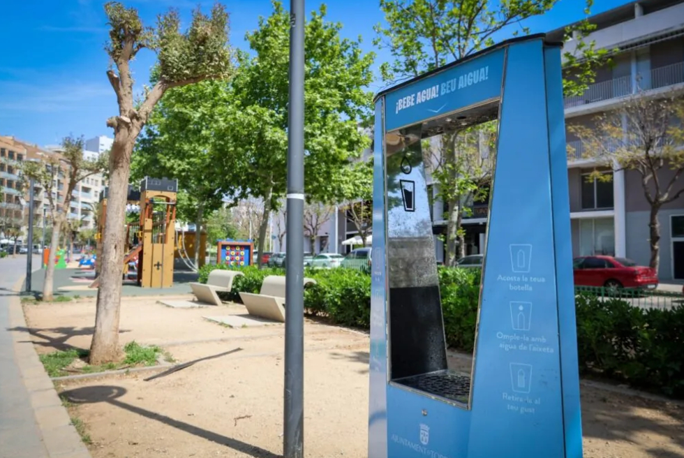 Torrent amplia la xarxa de fonts d’aigua potable amb dos noves instal·lacions