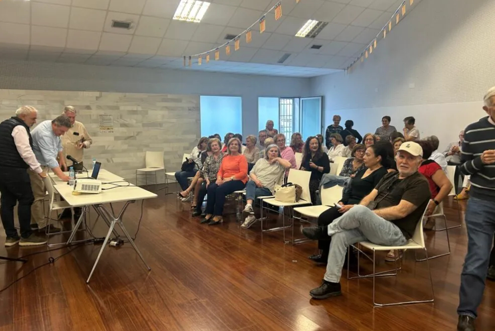 Una xarrada acosta la història dels patrons Abdó i Senent al veïnat de Torrent