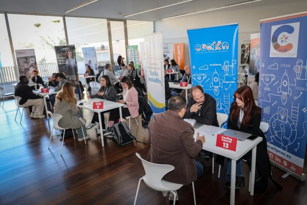 Torrent reunirà prop de 40 empreses en una nova edició de la marató laboral “Som Talent”