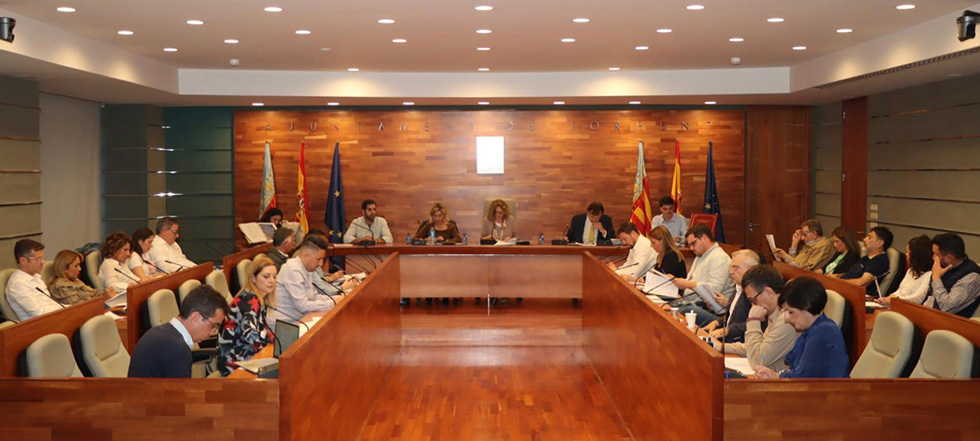 El ple rebutja "la prioritat nacional" de VOX