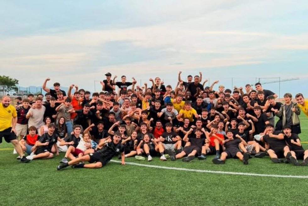 El futbol base del Torrent CF tanca una gran temporada amb ascensos i permanències