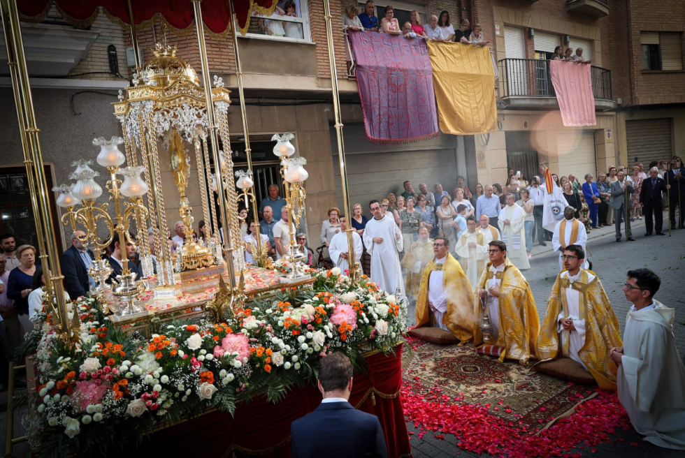 Torrent viu un Corpus històric en el 40 aniversari de la Cavalcada