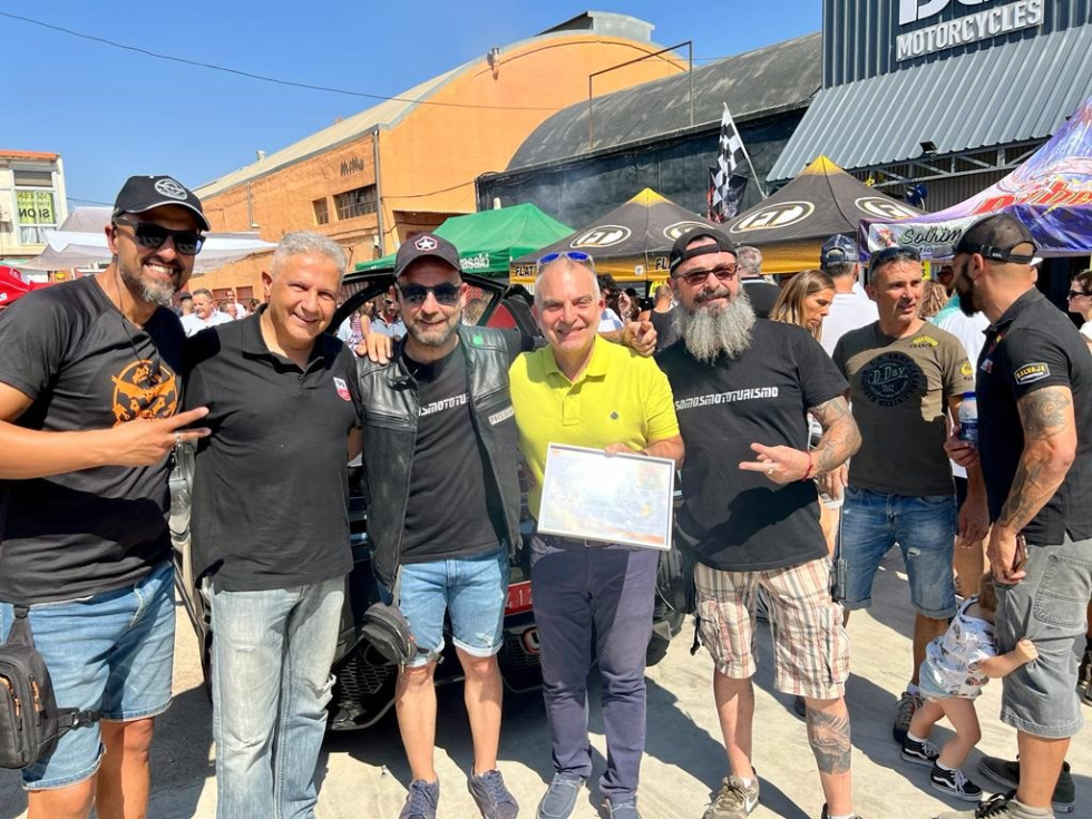 El Club Mototurisme recapta més de 3000 euros en benefici de l'associació Help Morquio