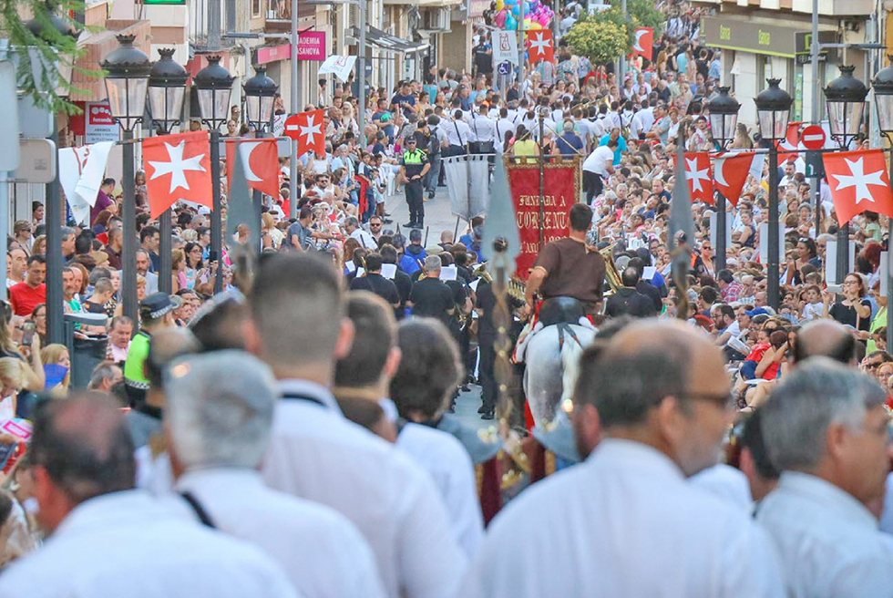 L’Ajuntament presenta el tercer volum de “Gran Torrent” dedicat a la música festera