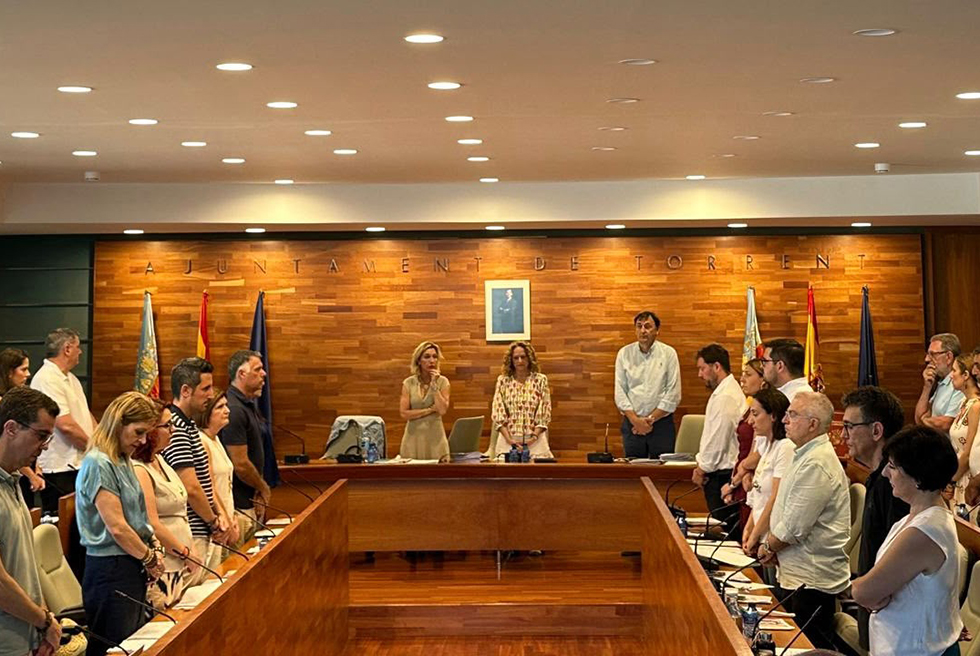 Torrent expressa la seua solidaritat i suport al poble veneçolà