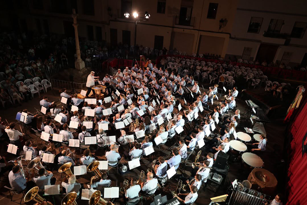 La Plaça de l’Església acull el concert 
