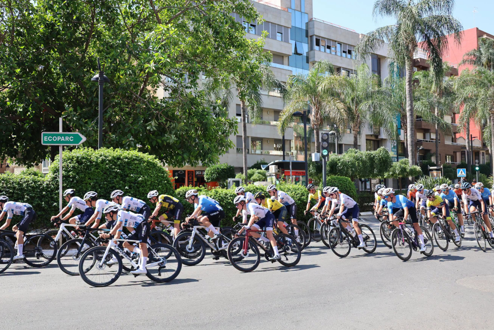 70 ciclistes participen en el Trofeu Fundació Caixa Rural Torrent de categoria cadet