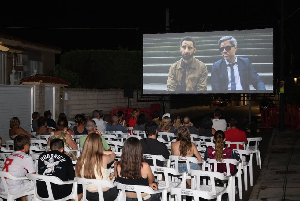 ‘A la Lluna de Torrent’ arranca amb èxit i plena de cultura El Vedat i Colònia Blanca