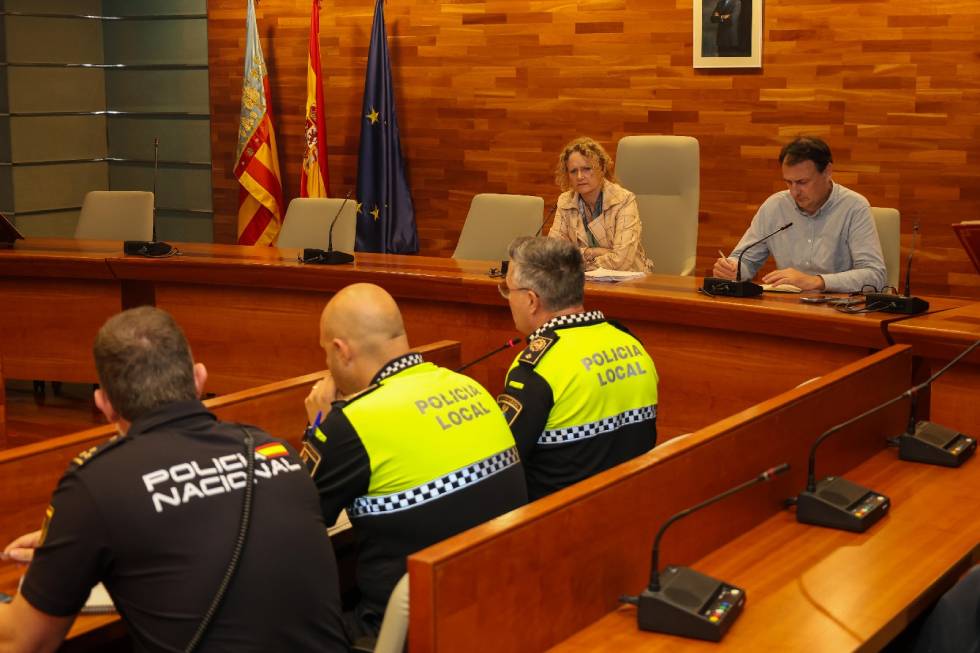 Torrent suspén les classes dimarts davant l'alerta taronja per tempestes