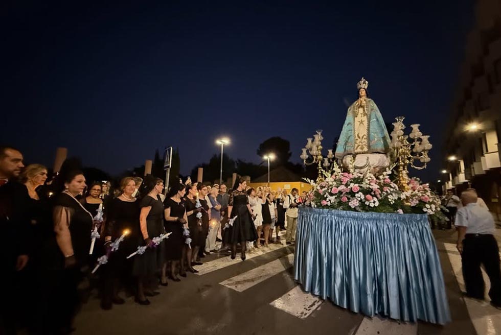 Torrent celebra la festa de la verge dels Dolors i de Mont-Sió