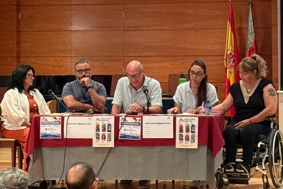 La FAC estudia convocar protestes davant el creixent malestar per la nova taxa de residus