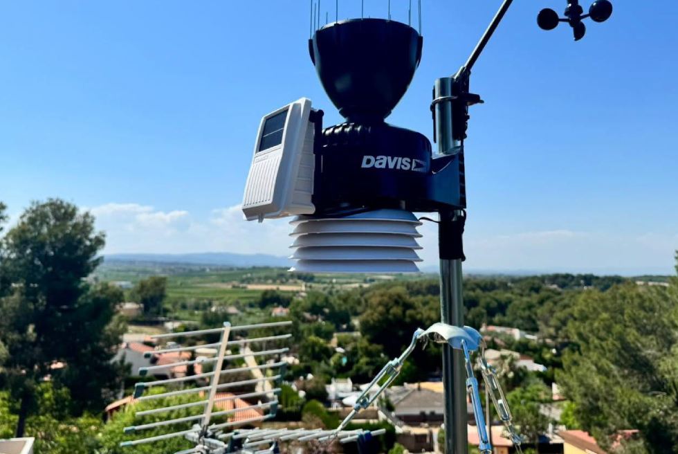 Torrent-Calicanto reforça la vigilància meteorològica amb una nova estació d’AVAMET