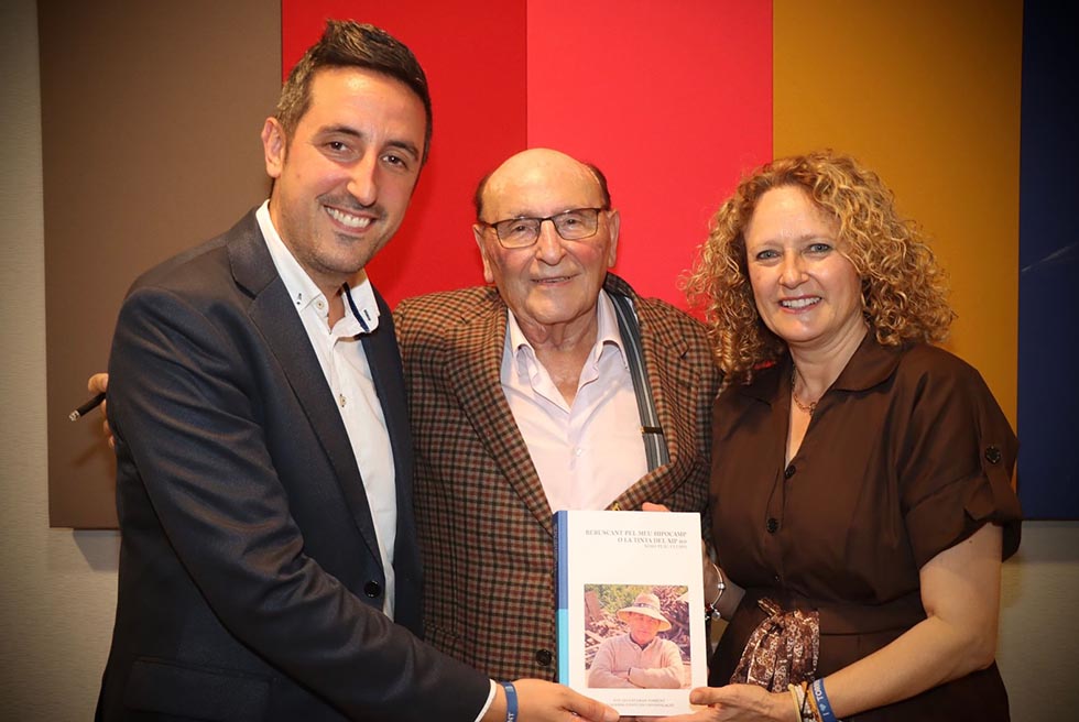 Ximo Puig Felipo, conegut com XIP, presenta llibre