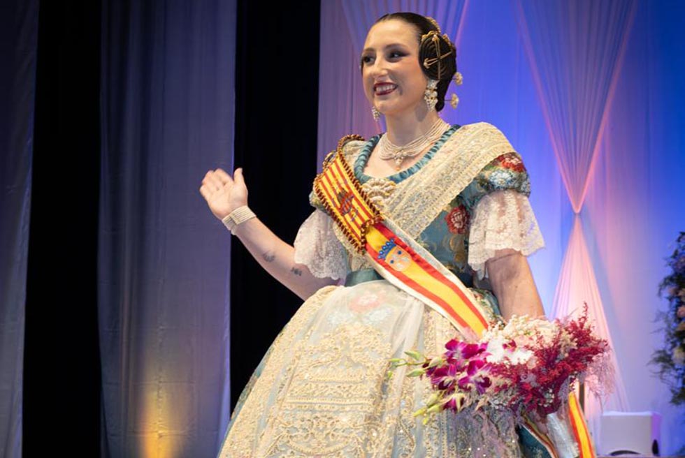 Andrea Adelantado Montoya, exaltada com a Fallera Major de Torrent 2026