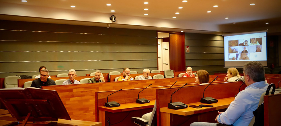 Torrent retarda les classes fins a les 10 hores per l'av&iacute;s taronja