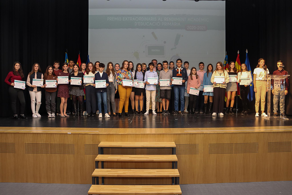 Torrent homenatja l'alumnat en els premis extraordinaris al rendiment acadèmic