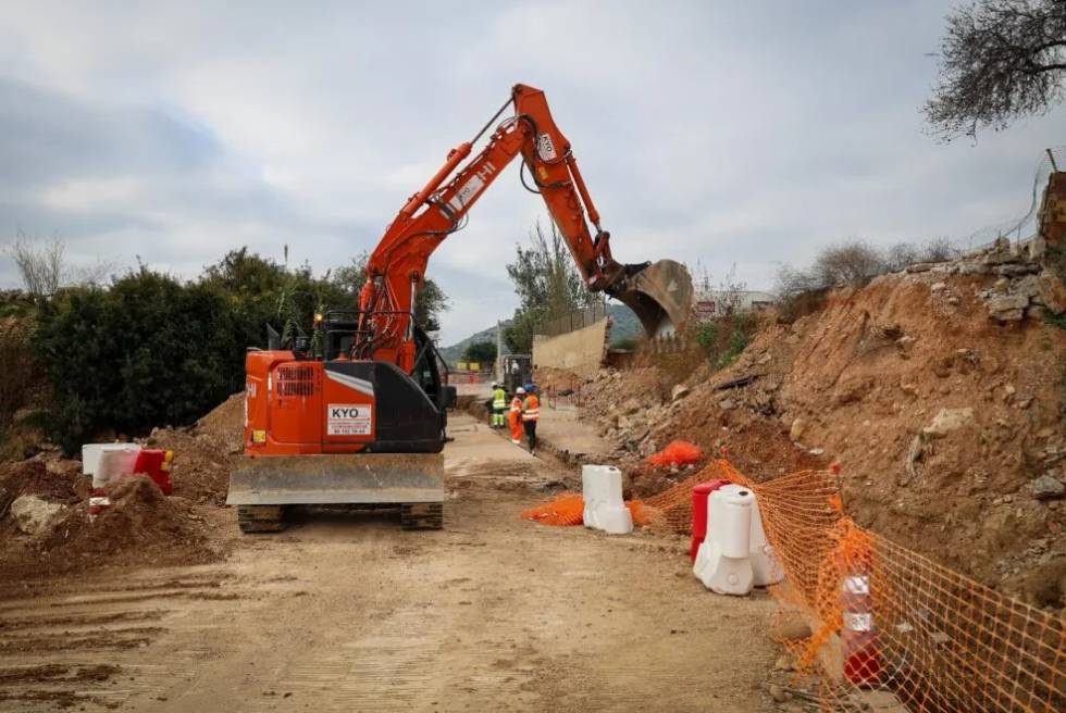 Fase final de la reconstrucció del Camí dels Arquets amb la millora del pas inundable dels Arquets de Baix