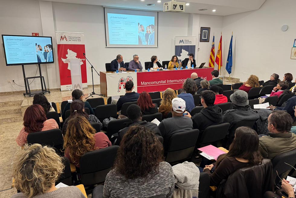 L'Horta Sud aborda els desajustaments entre el mercat laboral i la formació