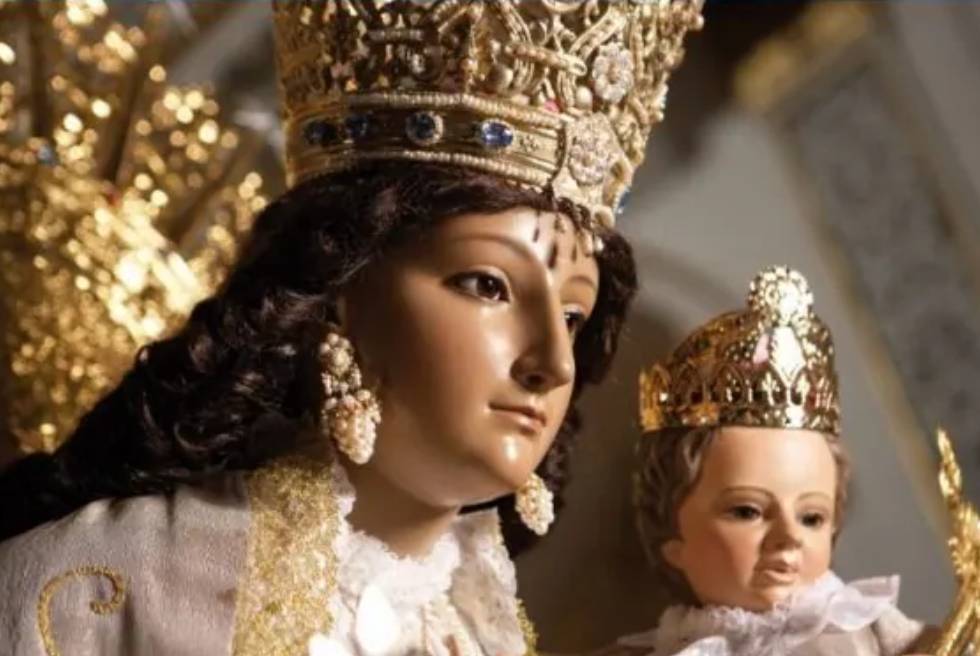 Torrent presenta el llibre “La Mare de Déu dels Desemparats en Torrent”