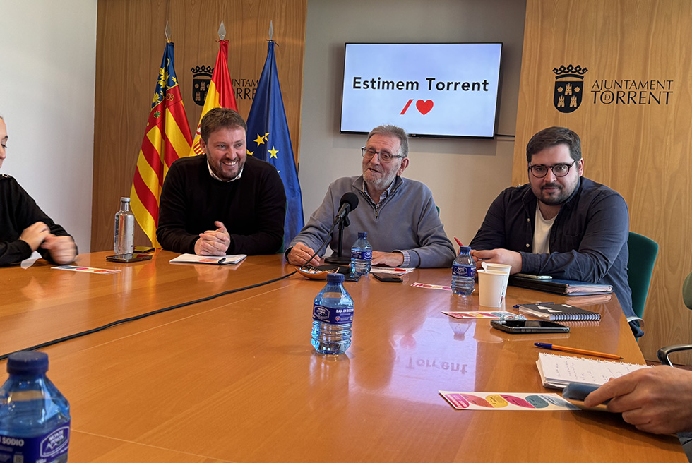 L'oposició insta Amparo Folgado a presentar la Questió de Confiança