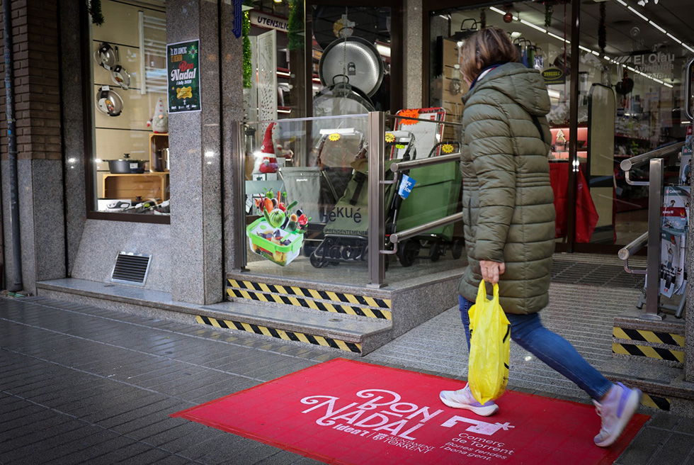 Idea't repartix més de 400 catifes nadalenques per a animar les compres