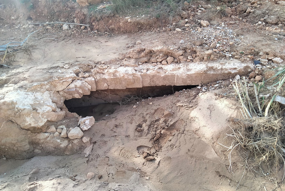 Aflora un tram de 120 metres de la séquia medieval del Reg Mil·lenari