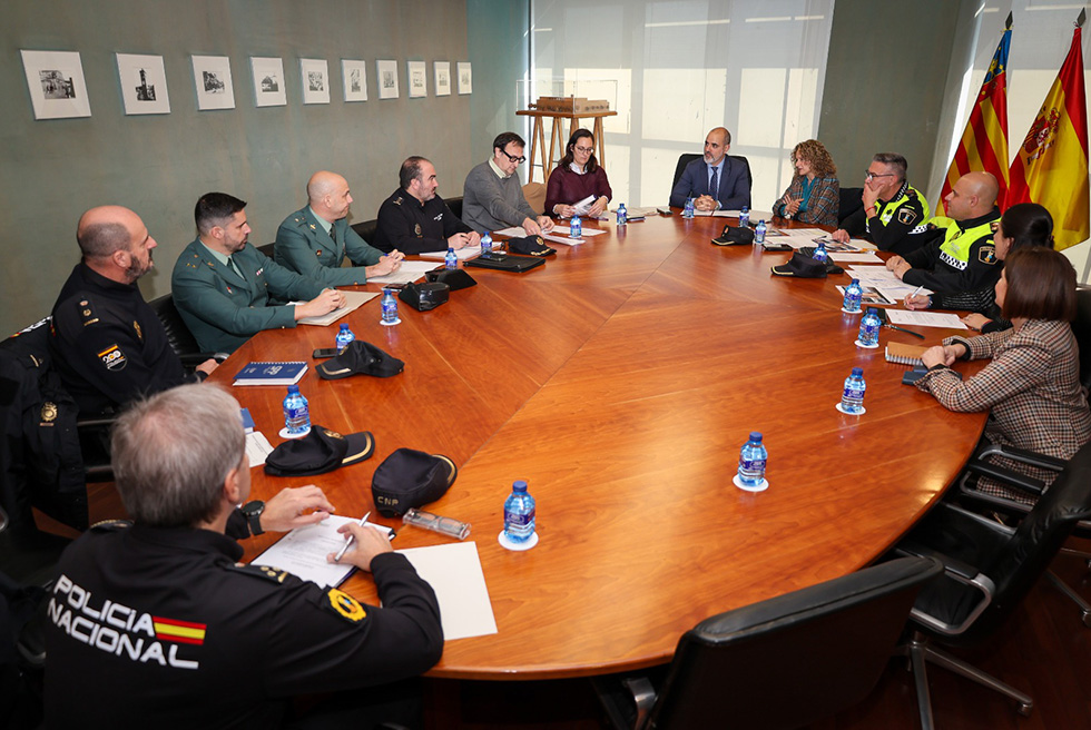 997 servicis policials per a reforçar la seguretat en Nadal